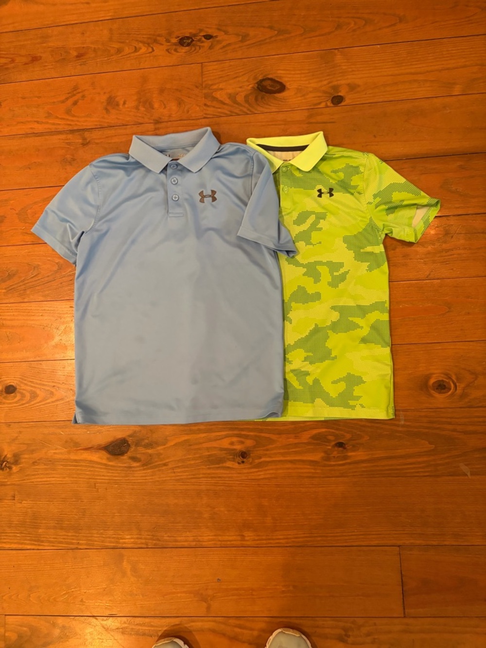 Under Armour Blue Polo & Neon Green Camo Polo - Boys 2-Pack